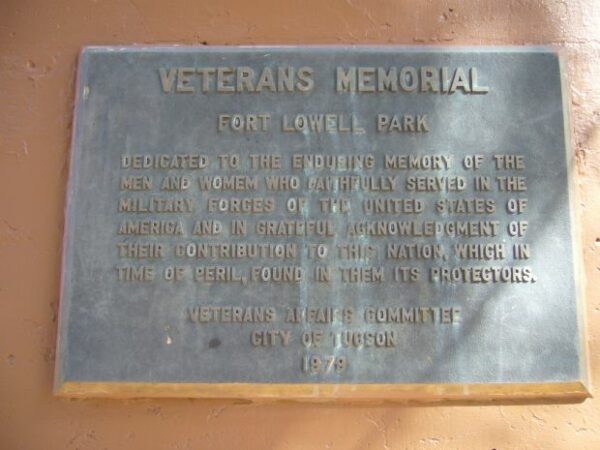 VETERANS MEMORIAL FORT LOWELL PARK MEMORIAL PLAQUE