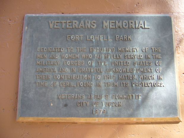 VETERANS MEMORIAL FORT LOWELL PARK MEMORIAL PLAQUE