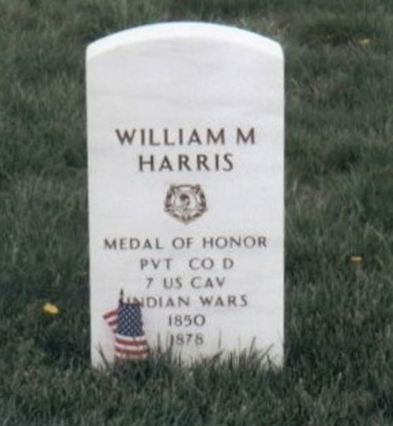 WILLIAM M HARRIS MEDAL OF HONOR WAR MEMORIAL GRAVESTONE
