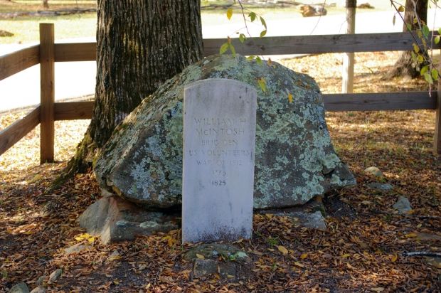 WILLIAM H MCINTOSH WAR MEMORIAL CEMETERY STONE