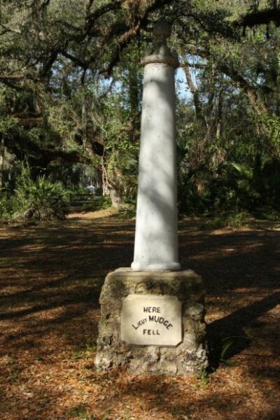 HERE LIEUT MUDGE FELL WAR MEMORIAL