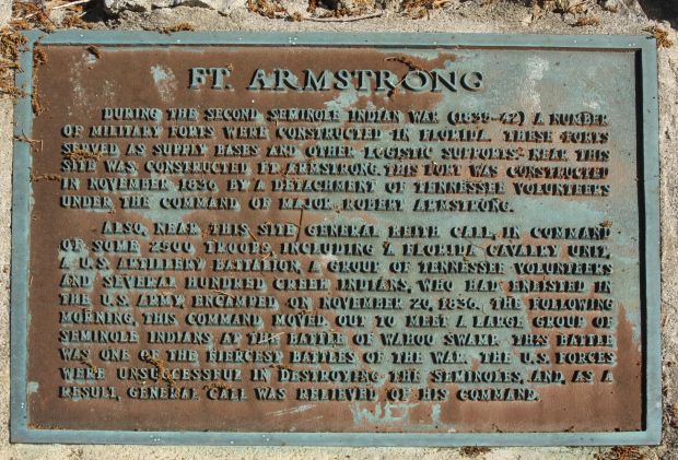 FT. ARMSTRONG WAR MEMORIAL PLAQUE
