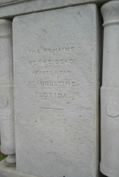 DADE AND HIS COMMAND WAR MEMORIAL STONE B