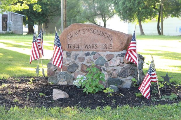 GRAVES OF SOLDIERS 1794 WARS OF 1812 MEMORIAL