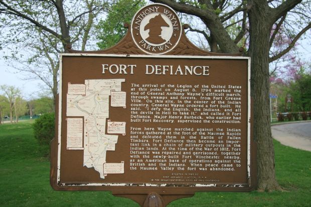 FORT DEFIANCE WAR MEMORIAL MARKER