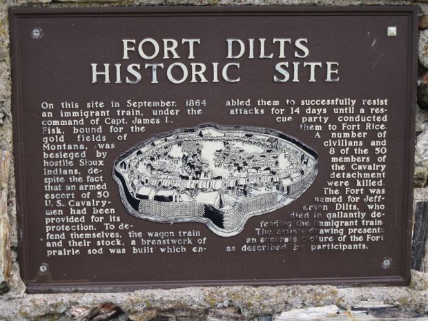 FORT DILTS HISTORIC SITE MEMORIAL PANEL