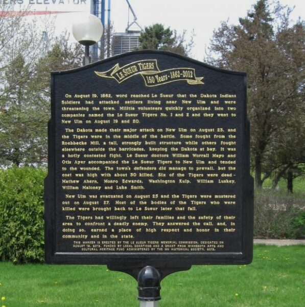 ROSTER OF THE LE SUEUR TIGERS MEMORIAL MARKER BACK