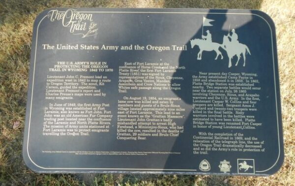 THE UNITED STATES ARMY AND THE OREGON TRAIL MEMORIAL PLAQUE