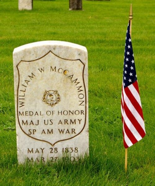 WILLIAM W MCCAMMON MEDAL OF HONOR MEMORIAL GRAVESTONE