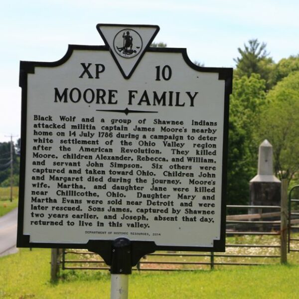 MOORE FAMILY MEMORIAL MARKER