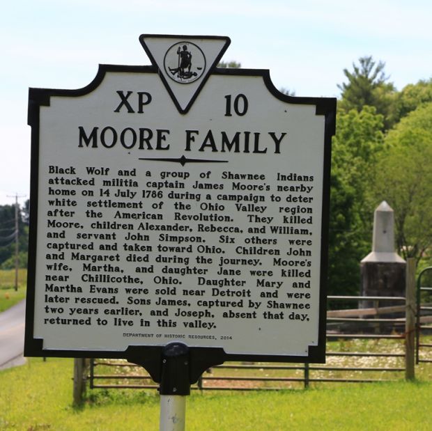 MOORE FAMILY MEMORIAL MARKER