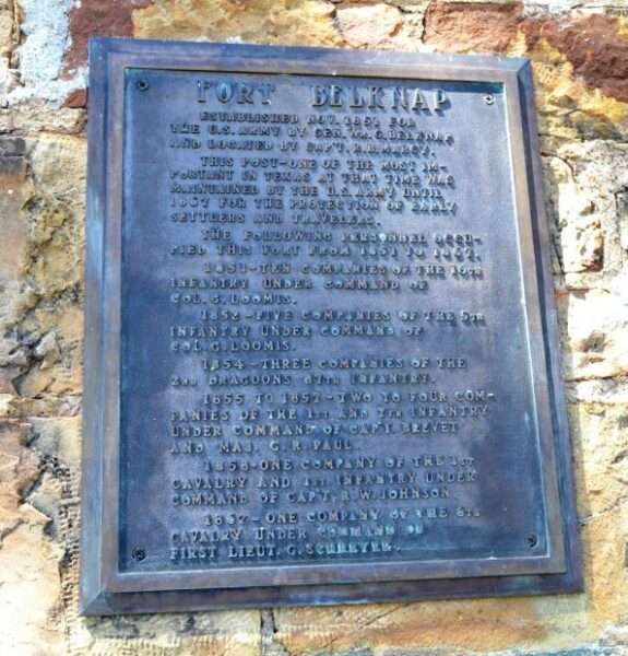 FORT BELKNAP MEMORIAL PLAQUE