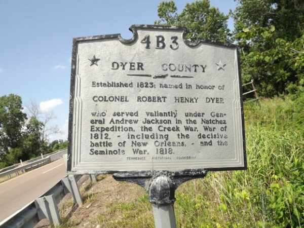 DYER COUNTY MEMORIAL MARKER