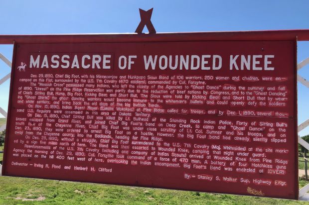 MASSACRE OF WOUNDED KNEE MEMORIAL MARKER FRONT
