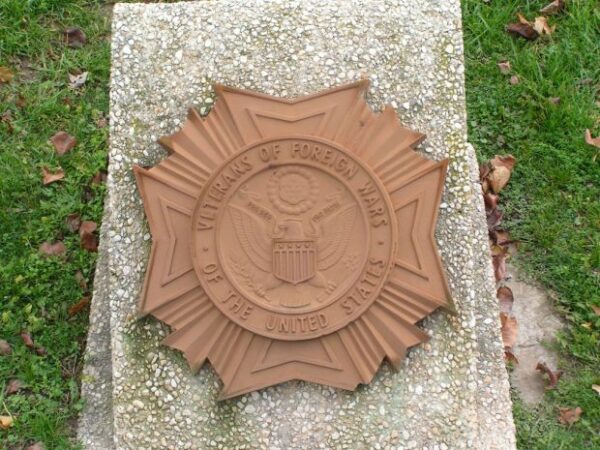 DOVER AFB VETERANS OF FOREIGN WARS MEMORIAL PLAQUE