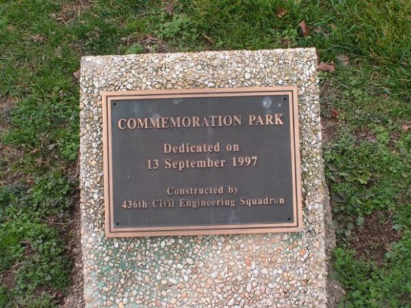 COMMEMORATION PARK MEMORIAL PLAQUE