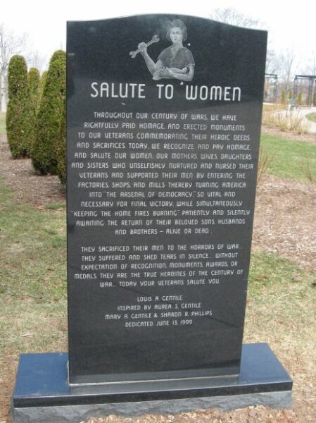 SALUTE TO WOMEN WAR MEMORIAL