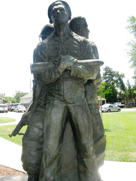 RIPON HIGH SCHOOL STUDENTS WORLD WAR II MEMORIAL STATUE B