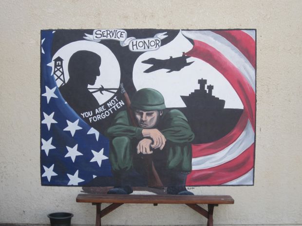 SERVICE HONOR WAR MEMORIAL MURAL