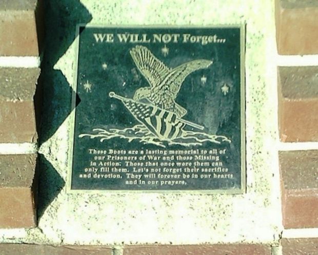 WE WILL NOT FORGET POW MIA MEMORIAL PLAQUE