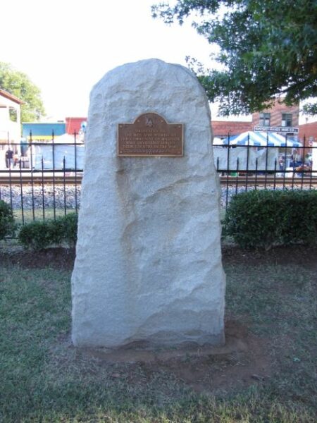 COMMUNITY OF MADISON VETERANS MEMORIAL