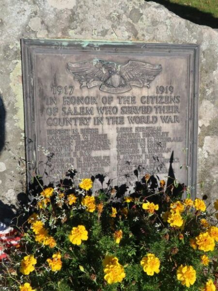 SALEM WORLD WAR MEMORIAL PLAQUE