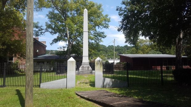 CROMMELIN WAR MEMORIAL
