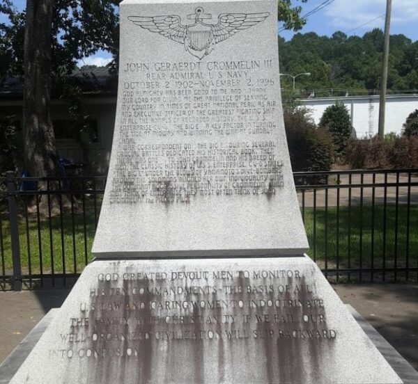 CROMMELIN WAR MEMORIAL STONE D