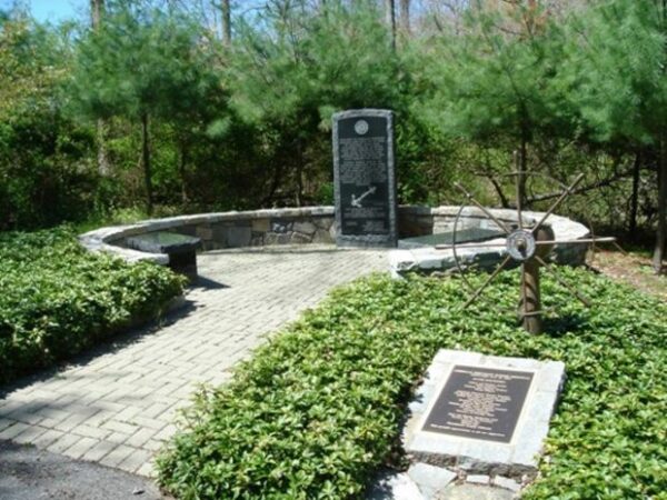WESTCHESTER COUNTY AMERICAN MERCHANT MARINE MEMORIAL