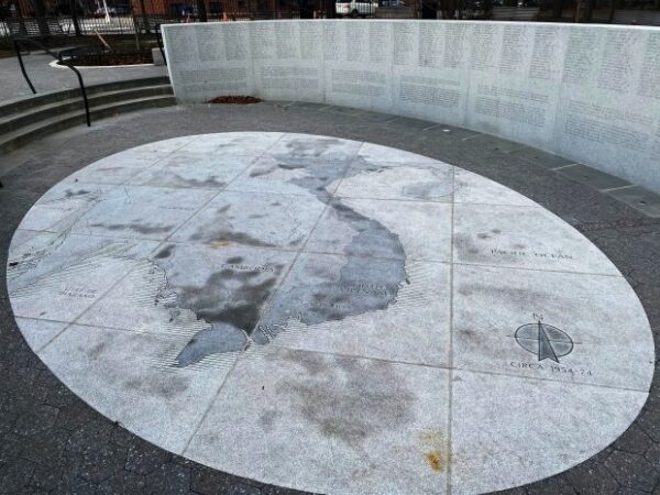 QUEENS VIETNAM VETERANS MEMORIAL GLOBE