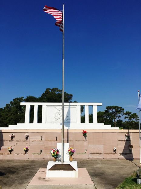 JACKSONVILLE ALL VETERANS MEMORIAL FLAGPOLE