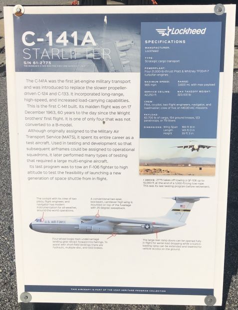 C-141A STARLIFTER WAR MEMORIAL AIRCRAFT PLAQUE