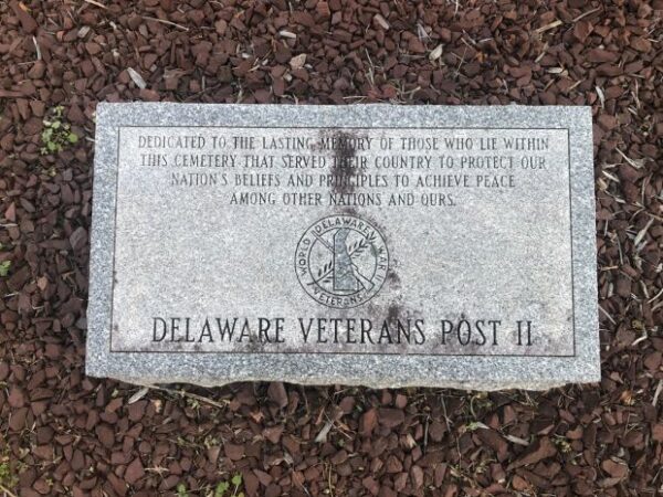 LAKESIDE CEMETERY VETERANS MEMORIAL TABLET