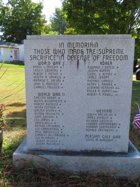PLAINFIELD SUPREME SACRIFICE WAR MEMORIAL