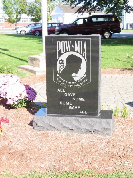COLUMBIA VIETNAM WAR MEMORIAL BACK