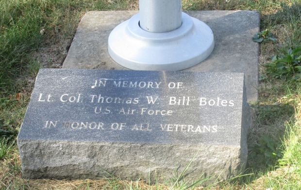 LT. COL. THOMAS W. BILL BOLES MEMORIAL FLAGPOLE STONE