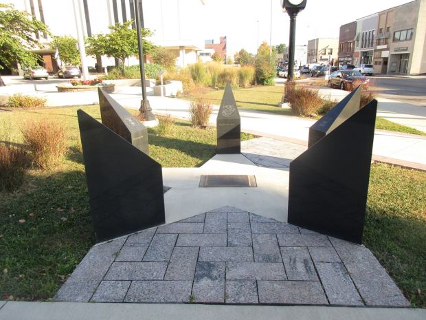 DELAWARE COUNTY VETERANS MEMORIAL MUNCIE