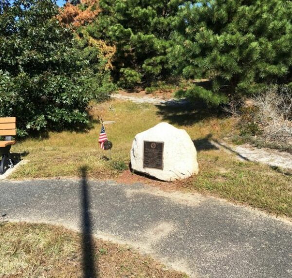 MARINE CORPS LEAGUE CAPE & ISLANDS DETACHMENT #955 MEMORIAL