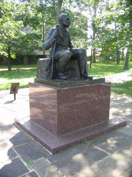 ALBERT WOOLSON G.A.R. WAR MEMORIAL