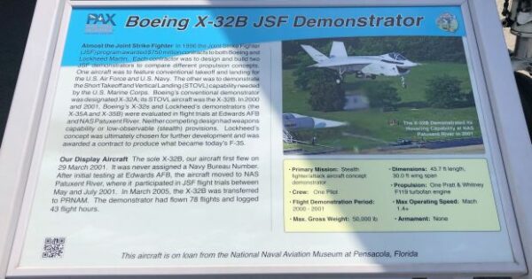 BOEING X-32B JSF DEMONSTRATOR MEMORIAL AIRCRAFT PLAQUE