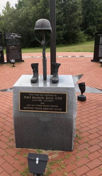 FEDERALSBURG HOMETOWN VETERANS MEMORIAL BATTLEFIELD CROSS