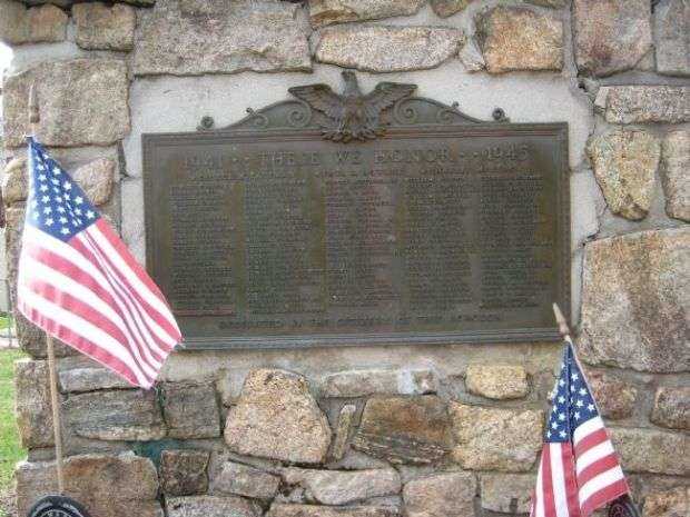 HAMPTON WORLD WAR II MEMORIAL