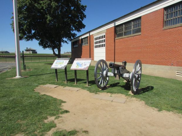 FORT NIAGARA 6-POUND CANNON MEMORIAL