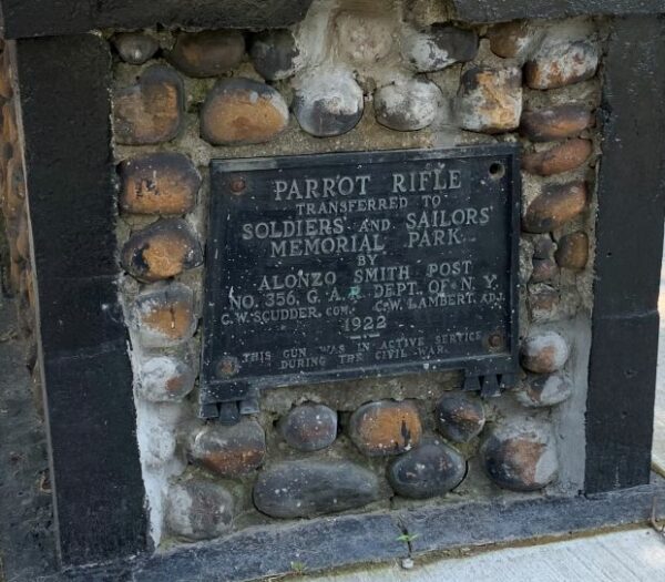 G.A.R. PARROT RIFLE WAR MEMORIAL PLAQUE