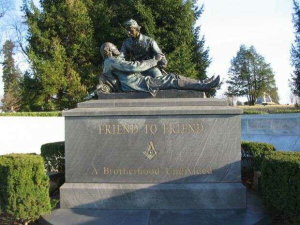FRIEND TO FRIEND WAR MEMORIAL