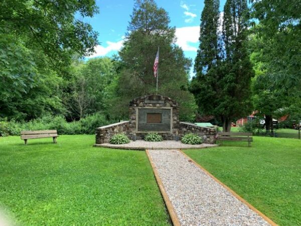 MEDUSA COMMUNITY LEST WE FORGET WAR MEMORIAL