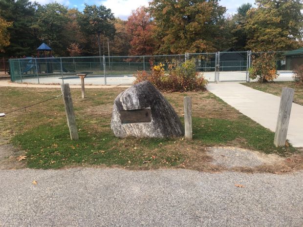 GUYETTE POOL WAR MEMORIAL