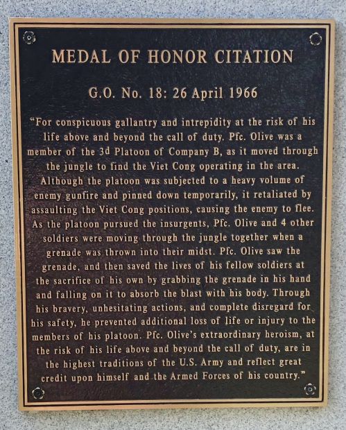 PFC. MILTON LEE OLIVE MEDAL OF HONOR WAR MEMORIAL PLAQUE