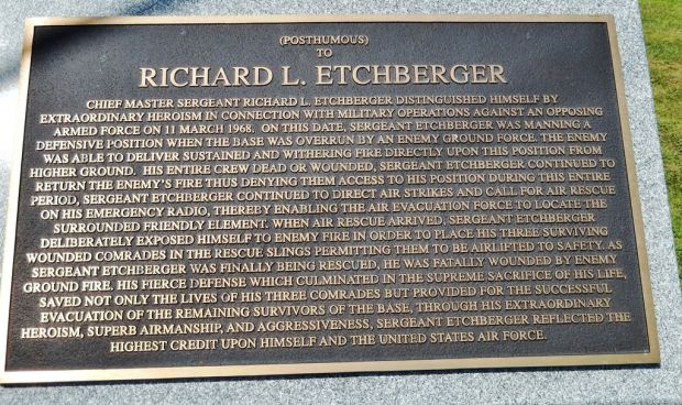 RICHARD L. ETCHBERGER MEDAL OF HONOR WAR MEMORIAL PLAQUE