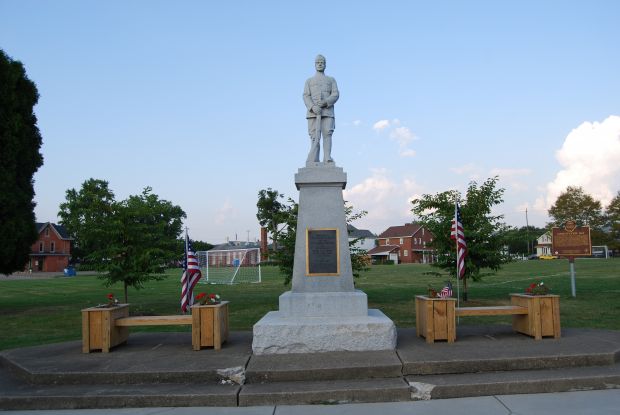 LOUISVILLE SUPREME SACRIFICE WAR MEMORIAL